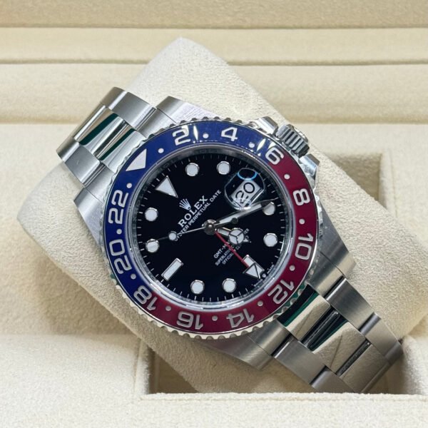 Rolex GMT Master Pepsi Super Clone Swiss Machine - Image 2