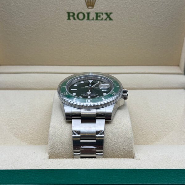 Rolex Submariner Hulk Super Clone Swiss Machine - Image 3